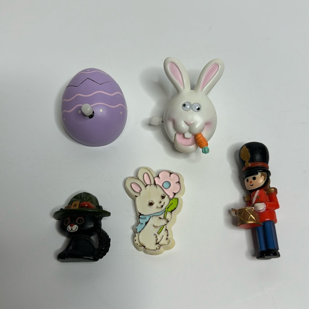 Hallmark vintage pins